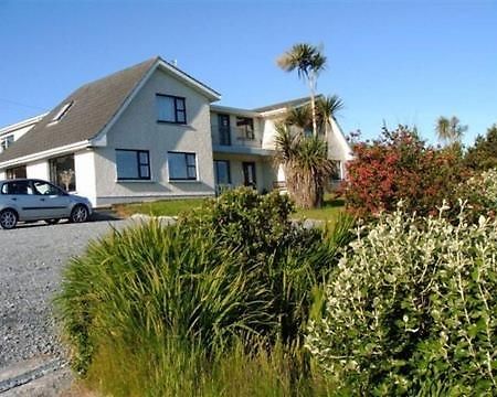 Decourcey'S Hazelbrook Farmhouse B&B Cleggan Esterno foto