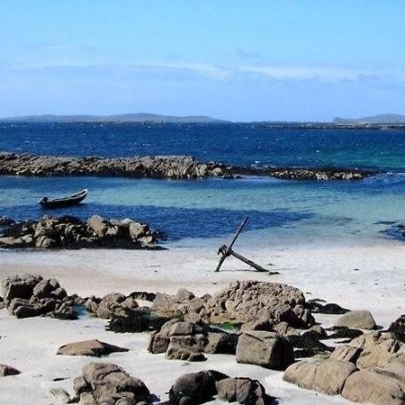 Decourcey'S Hazelbrook Farmhouse B&B Cleggan Esterno foto